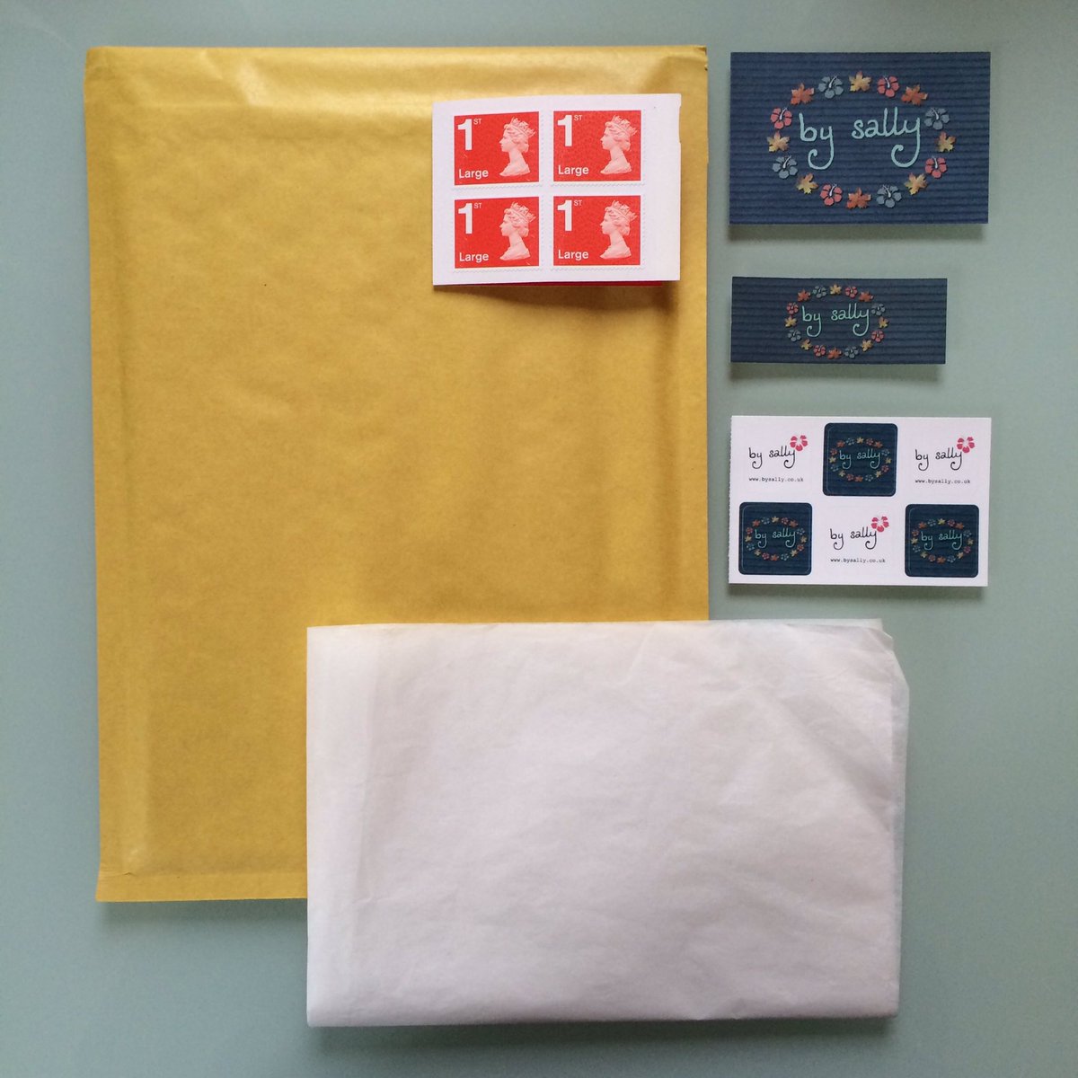 bysally25's tweet photo. 11 #MarchMeetTheMaker #post #mail @Joannehawker ♥︎ Love my @MOO packaging. As important as the items being sent.#bysally #handmade #textiles https://t.co/Cnox3nYAeI