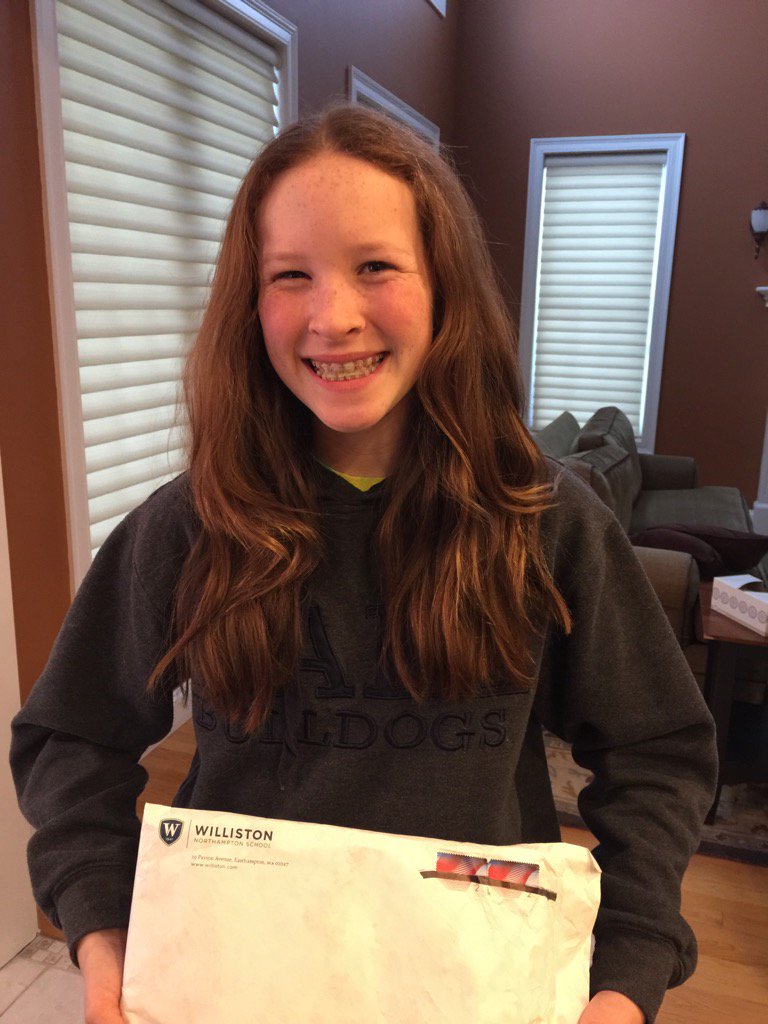 rjensen08's tweet photo. So on my bday @annikamjensen1 got Williston #Bigpackage #gilmoregirls too funny had her Yale shirt too! #bdaymagic https://t.co/PJNHbU677s
