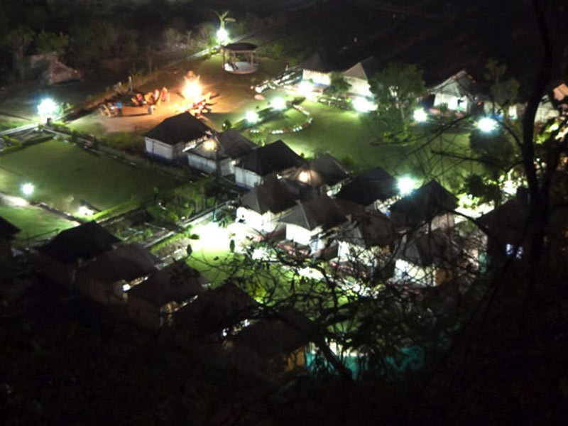 1riverrafting's tweet photo. Camping in Rishikesh by Raftingadventure.in Rs.2500 for 2D/1N Camp stay with 16km rafting #riverraftinginrishikesh #riverrafting # rishikesh https://t.co/KLMQ6LUu3O