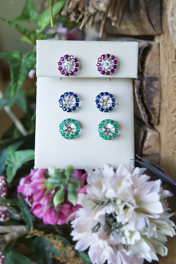 owgalleries's tweet photo. #sapphirejacket  #emeraldjacket #rubyjacket #earringjacket #diamondpostjacket #vllagejewelersltd #shoplocal https://t.co/PZY4VnjLlE