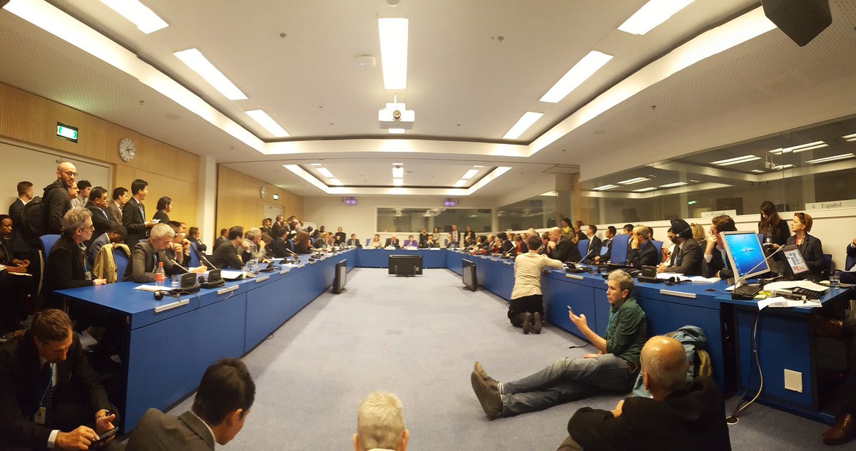 SteveTransform's tweet photo. Great interest in the #CND2016 @globalcdp event on drug decrim - arguing we should remove *all* penalties for personal posession and use https://t.co/IttojzX3GZ