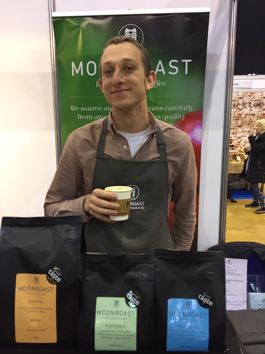 HampshireFare's tweet image. Another decent coffee? Great taste awarded @MoonRoast @NewForestSpring #pensworthdairy over county Dorset today @HotelCaterShow