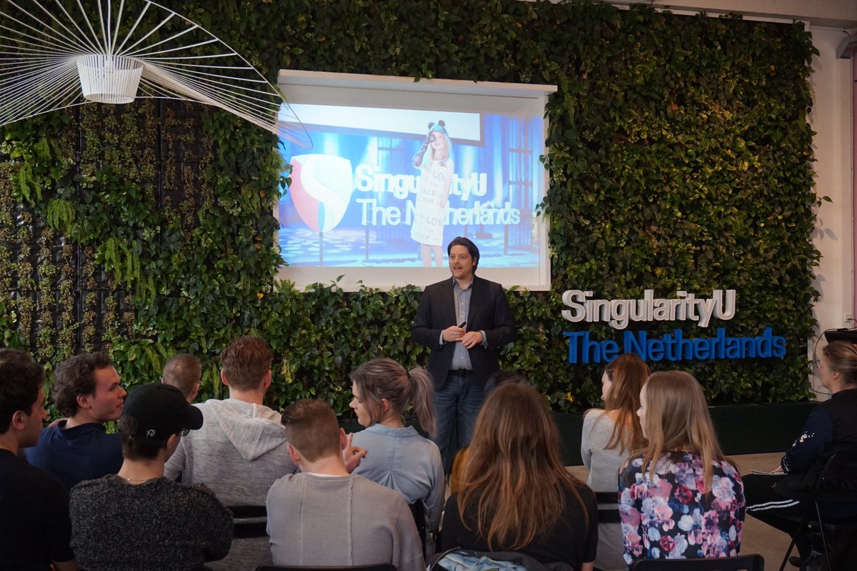 DST_Fontys's tweet photo. Today we visited @singularityunl w/ the students of the module. Quite an inspirational hub! Thank you Michael 4 the mind-triggering talk :) https://t.co/kqecmRzhxj