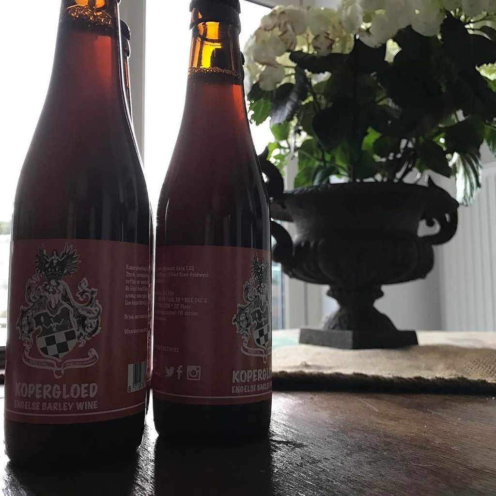 Kopergloed — Daar staan ze dan! We hebben onze nieuwe aanwinst Kopergloed gebotteld en dez… ift.tt/2njwsSd