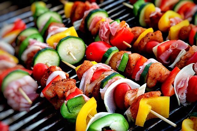 ESRecipes's tweet image. Chicken &amp;amp; Veg Skewers 👌🤤
#foodporn #foodie #retweet