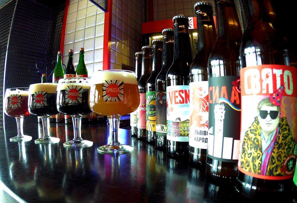 RatingCafe's tweet image. Правда. Beer Theatre. Lviv
🍻🍕🍺
Не пропустіть можливість скуштувати правдивого пива:
Black vatra, Rolsch Royce, Red Eyes, Baltic Porter