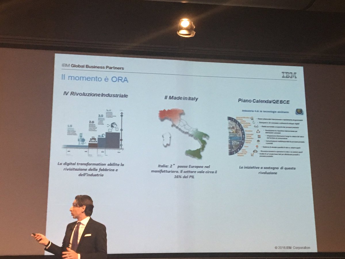 TorresaniB's tweet photo. #ibmbplc @sterebattoni illustra le opportunità di #Industria40 x l'ecosistema. Il momento è ora. La trasformazione xó richiede competenze https://t.co/JgFxnsEwas