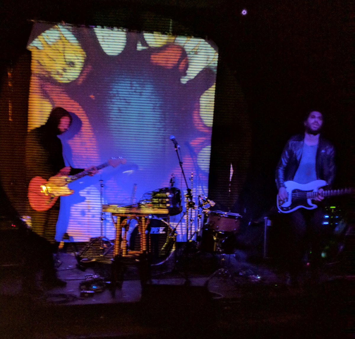 wrongwayrecords's tweet image. Throw Down Bones were out of this world on Saturday night @ @Crofters_Rights in Bristol on Saturday night!! #throwdownbones @FuzzClub