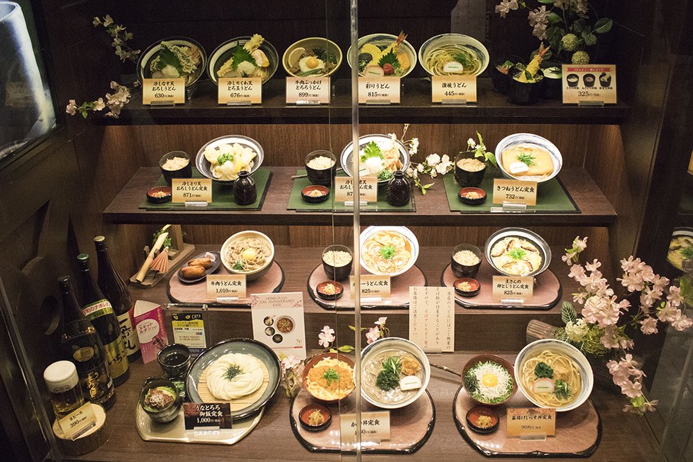 arcadia1853's tweet photo. Students on the #Japan Preview are learning about the Kyoto food culture, and enjoying some area delicacies! #Preview2017 https://t.co/MJWnX3bs12