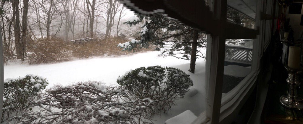 roxannriskin's tweet photo. 360 Photo from my #Spincle 360 photo:https://t.co/gzS315rOFe made with @SpincleApp #blizzard2017 https://t.co/r6yN87GnqT