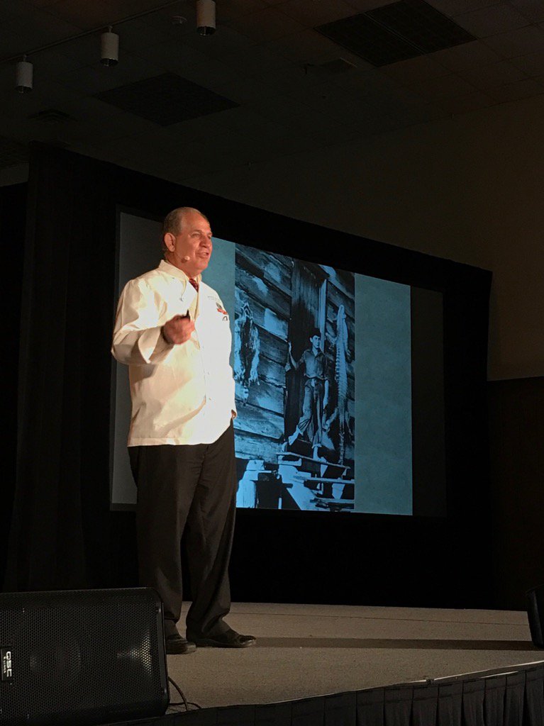 Great way to start the day, presentation by <a href="/ChefJohnFolse/">Chef John Folse</a> for @Catersource_llc crowd <a href="/LaSeafoodBoard/">La. Seafood Board</a>