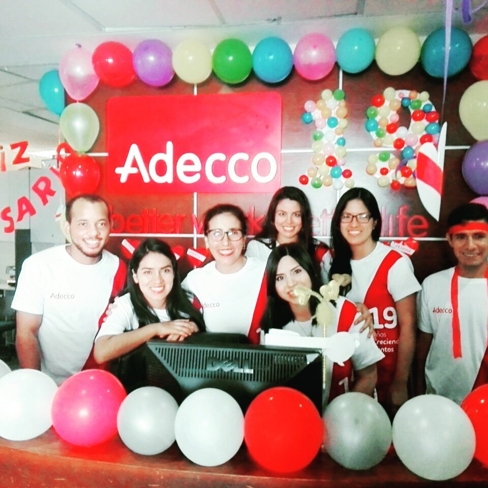 karit_27's tweet photo. Aniversario 19 años :-) https://t.co/tNcdpJttO2