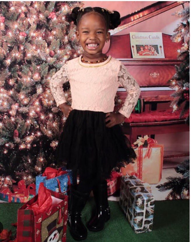 iamCATB_'s tweet image. Where did time go?! Happy 4th Birthday baby girl! Aunty Lele LOVES YOU 😩🤗. #SheBeTurntAllDay #DasMyBaby #FirstNiece #LilLele