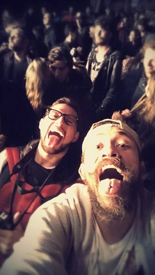 2000dePan's tweet photo. Hace dos años estábamos terminando el #FEP2015 con @Gaffandalf @festereopicnic. https://t.co/XUpNN61qLV