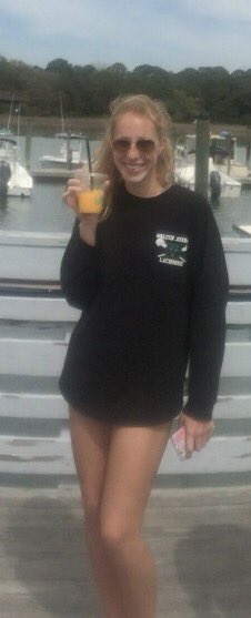 ashleyk8smith's tweet photo. Happy birthday love you so much! Keep doing you!! #okrrrrrrrt @sadieckeller https://t.co/Mqgpe6mlEH
