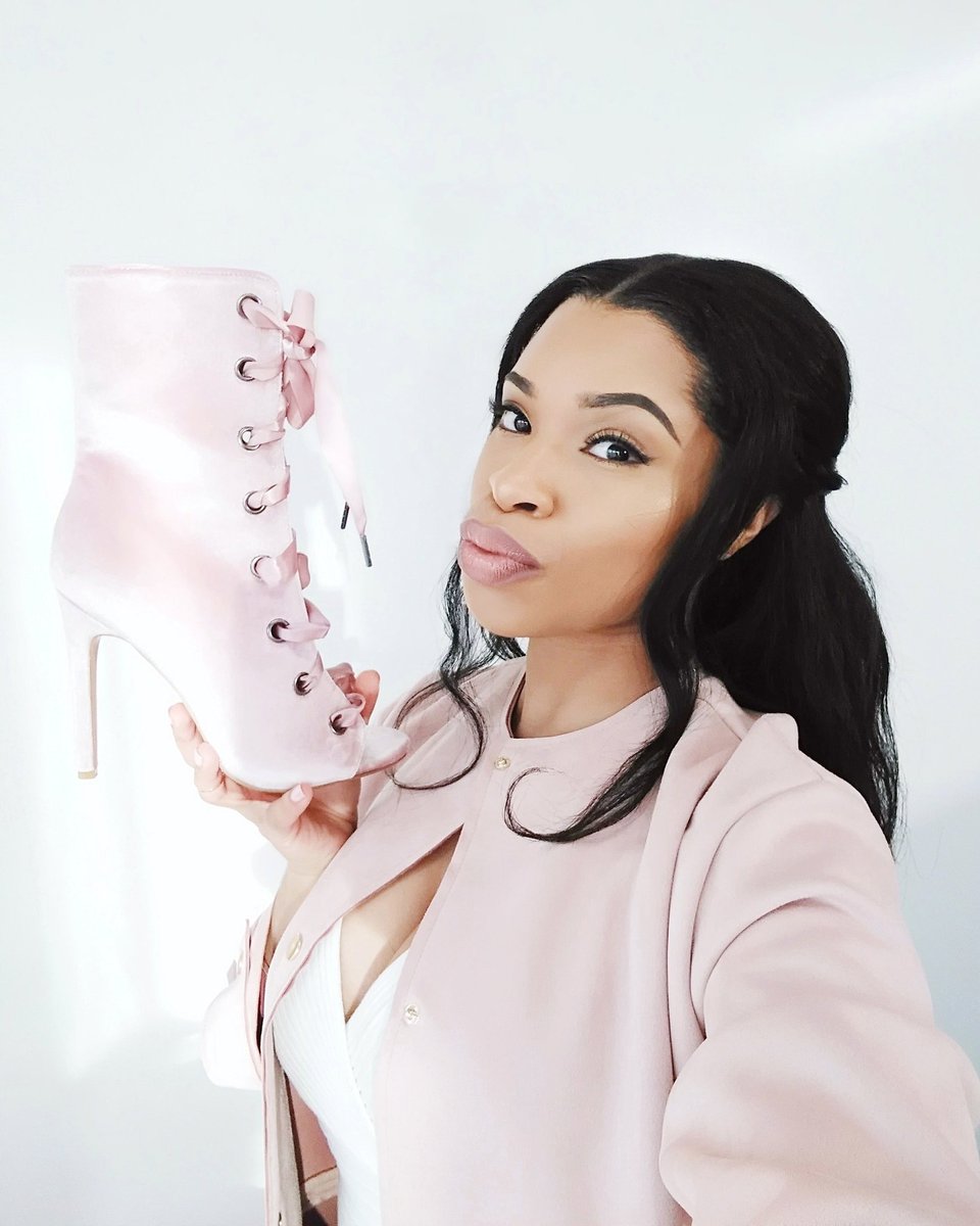 shirleybeniang's tweet photo. You can call me the fairy shoe god mother.. ✨ https://t.co/uhxwuUwbNV