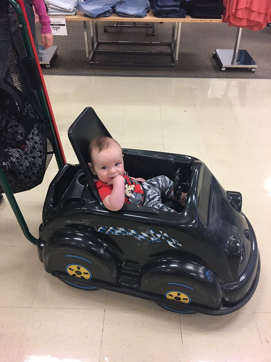 JoeLove42's tweet photo. This boy is definitely my child #cutenessOVERLOAD https://t.co/ZzuT7UkCbV