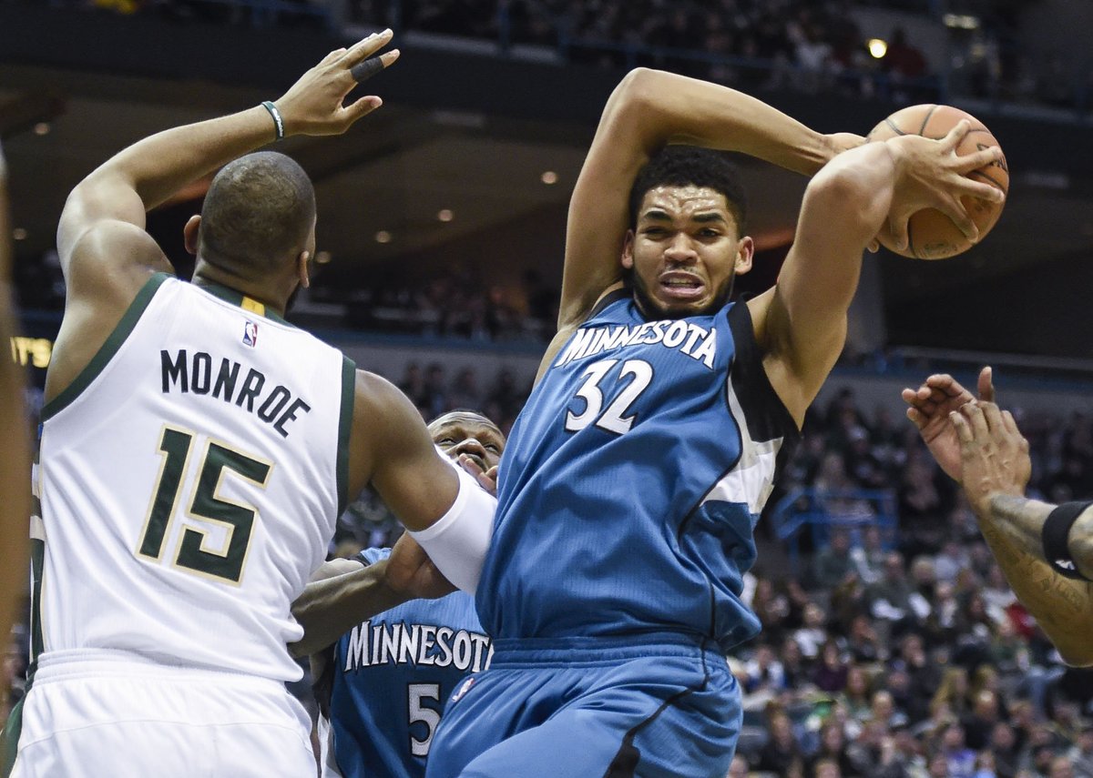 bball_ref's tweet photo. Karl-Anthony Towns' last ten games: 28.7 points per game, 15.5 rebounds per game, 46.4 3P% https://t.co/sSEina0qW0 #Wolves https://t.co/c4RfzksNQT