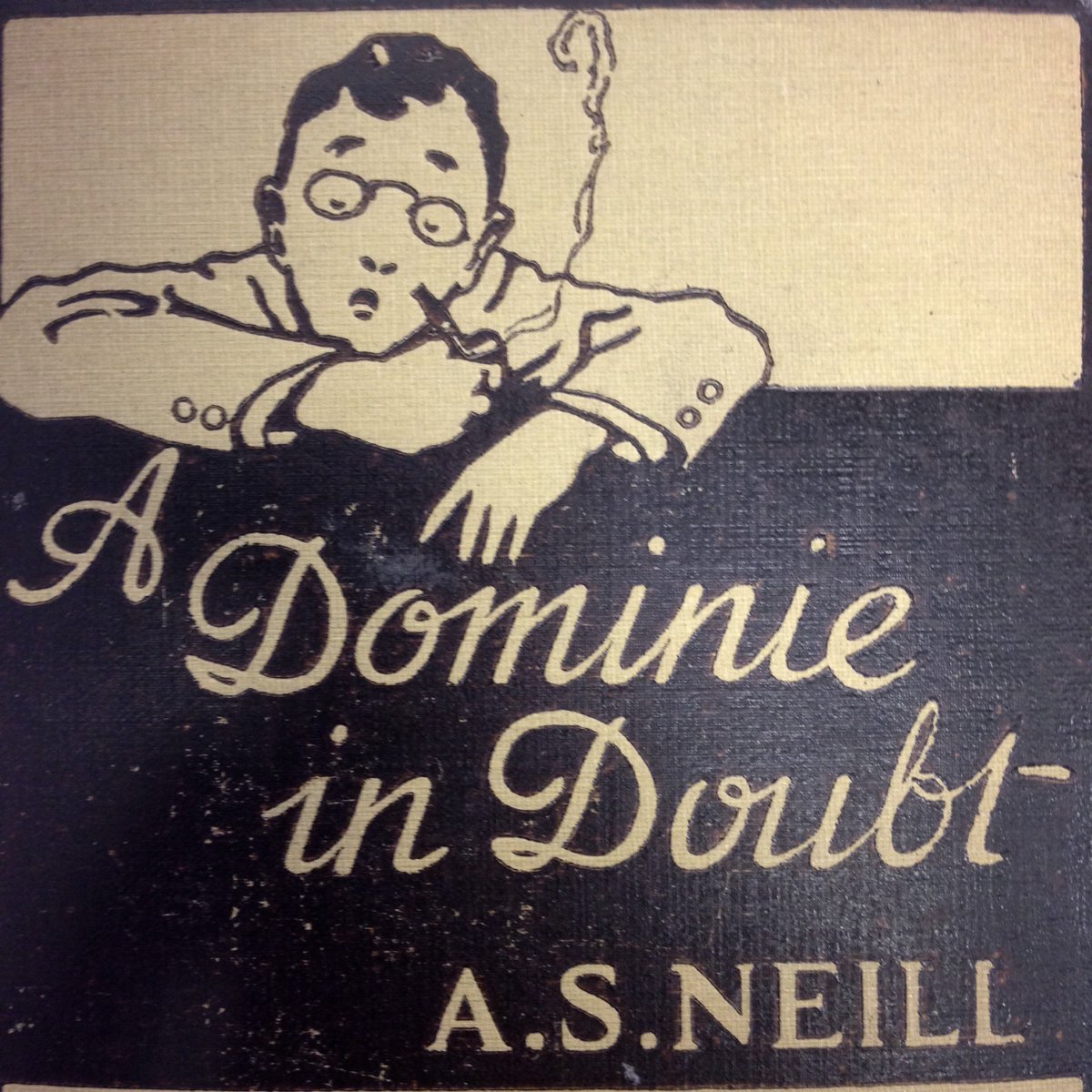 MarjonLibrary's tweet image. #typographytuesday from one of our stack books &apos;A Dominie in Doubt&apos;- there&apos;s another cover on our Instagram page #marjonlibrary