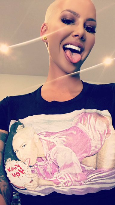 Get my "Fuck You Cake" Tee right now @dtlr or at https://t.co/rMV3a6hLsR ???? https://t.co/TZppINW4k