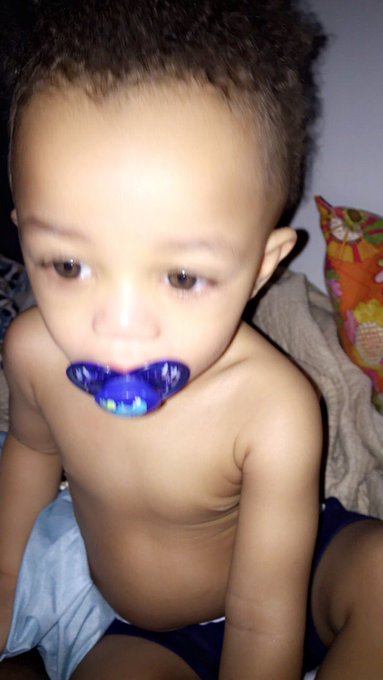 Lol blurry but you get the picture https://t.co/54qmFJ6vjf