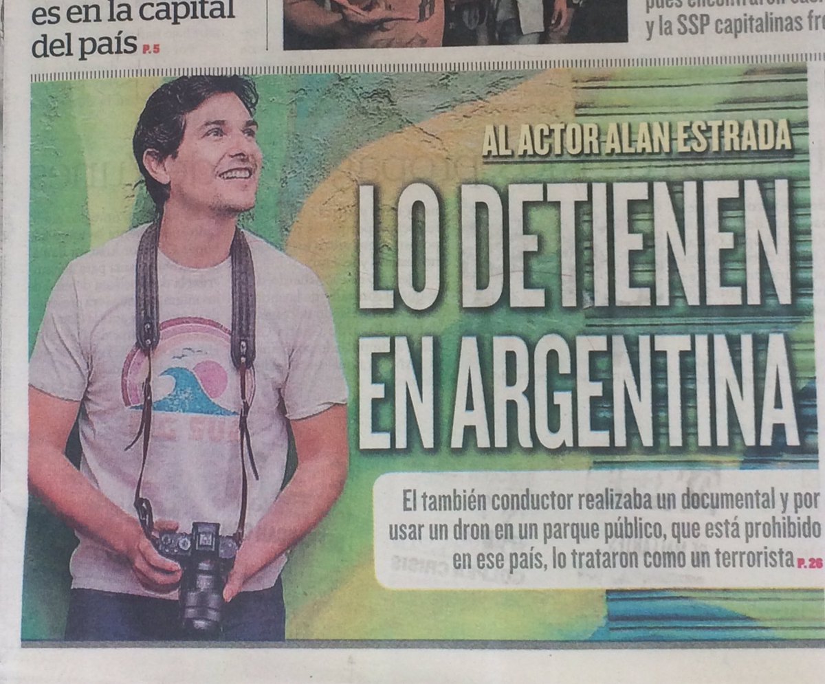 uriald's tweet photo. Mira @alanxelmundo  lo que encontré en el puesto de periódicos de la CDMX https://t.co/POTkFG68mf