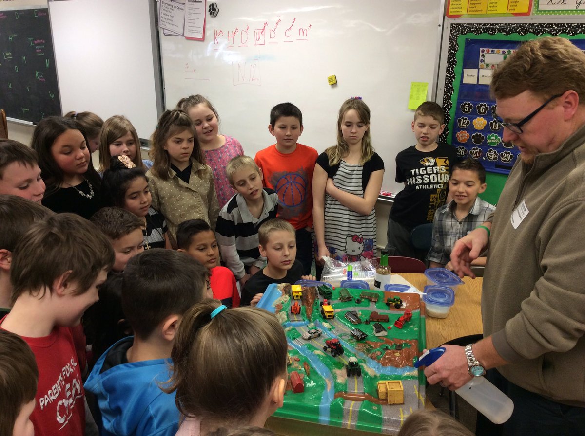 MissStone12's tweet photo. The effects of pollution demonstration to help students understand the effects of their actions. https://t.co/proGoBHDVL