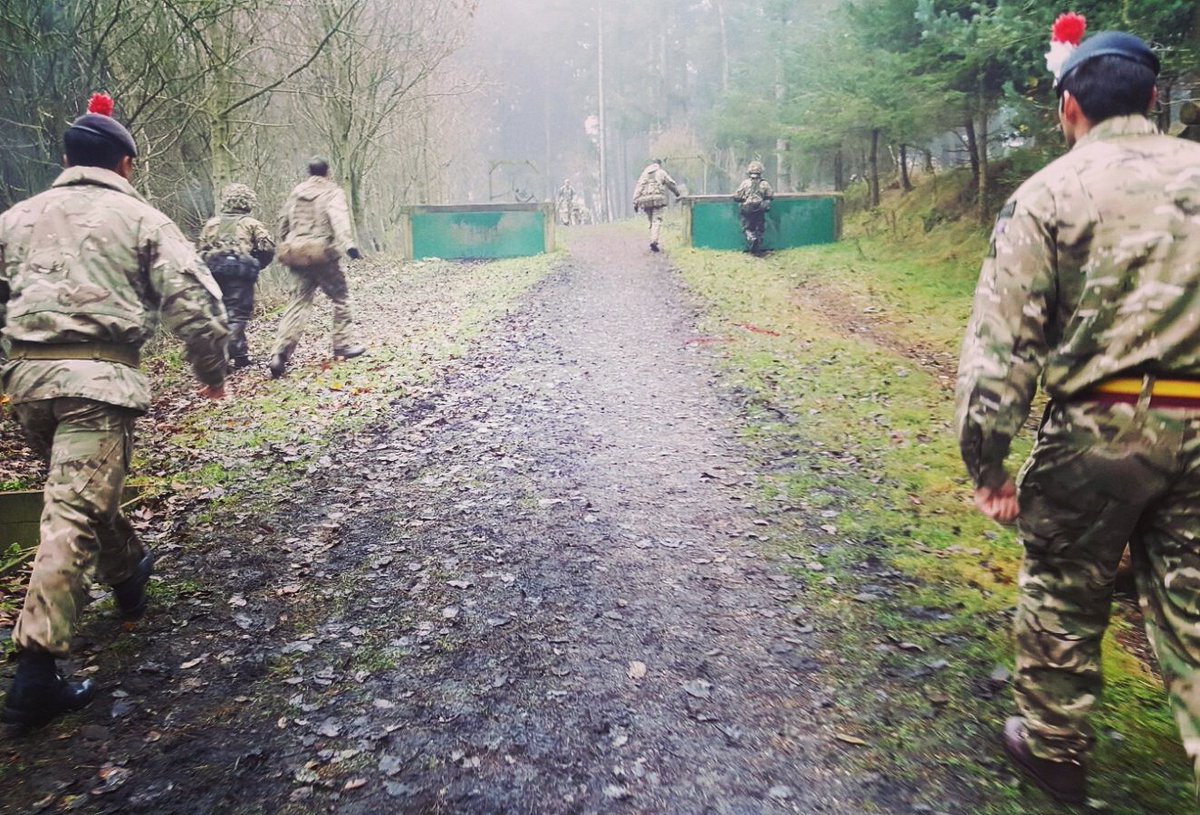 FirstFusiliers's tweet photo. FIRST FUSILIERs observe the legendary Infantry Training Centre Bayonet Range on a look at life for potential instructors. #itccatterick https://t.co/xkMS7KolRu