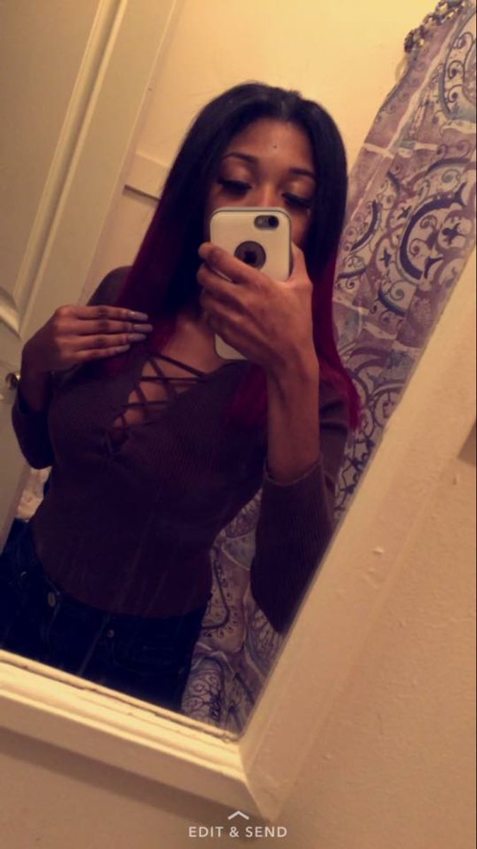 StariTheKappa's tweet photo. I ain't Gone Settle For anything 😏 I Know my worth 👌🔋 https://t.co/uDgy8wmrax