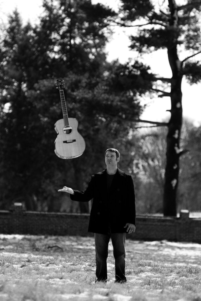 OddBirdsBar's tweet photo. Tonight join us for music by the talented Sam Pacetti from 9-midnight &amp; $2 arepas! What could be better? #oddbirdsbar #staugustine https://t.co/n5bESmWgHw