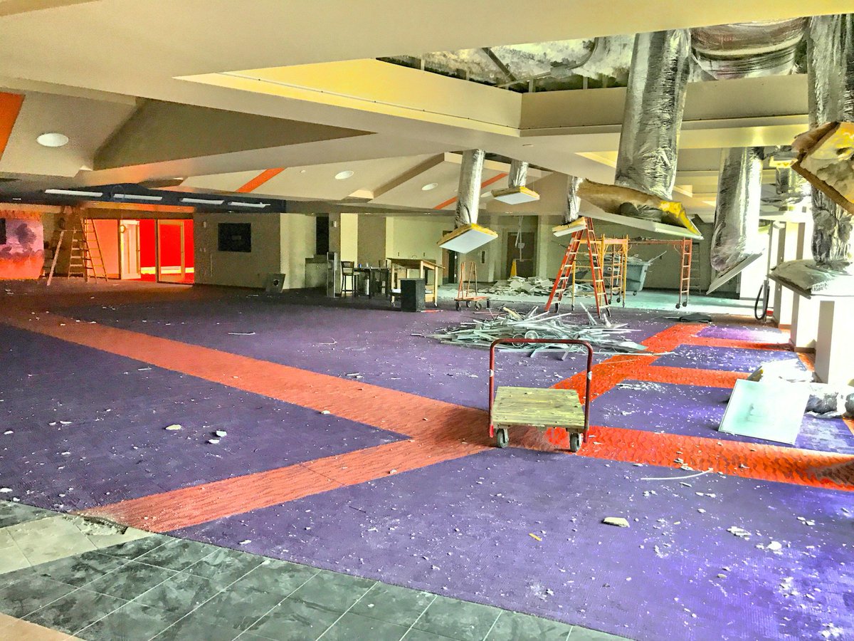 ClementsElec's tweet image. The @ClemsonUniv West End-zone Reno is underway &amp;amp; will look completely different. Soon to be offices and study rooms #DemoDay #ClemsonFamily