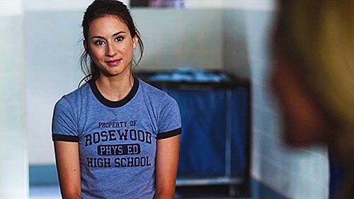 ParodyHS's tweet photo. Troian Bellisario

-student body president 
-rebel
-headmaster who?
-books https://t.co/D4ppPBRlR7