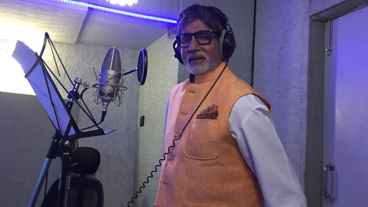 SrBachchan's tweet photo. T 2464 - 2 songs recorded .. just finished .. now Blog and rest .. songs for Brahmaputra river in Assam .. and song for Navratna oil .. fun https://t.co/9yG4QX4YWq