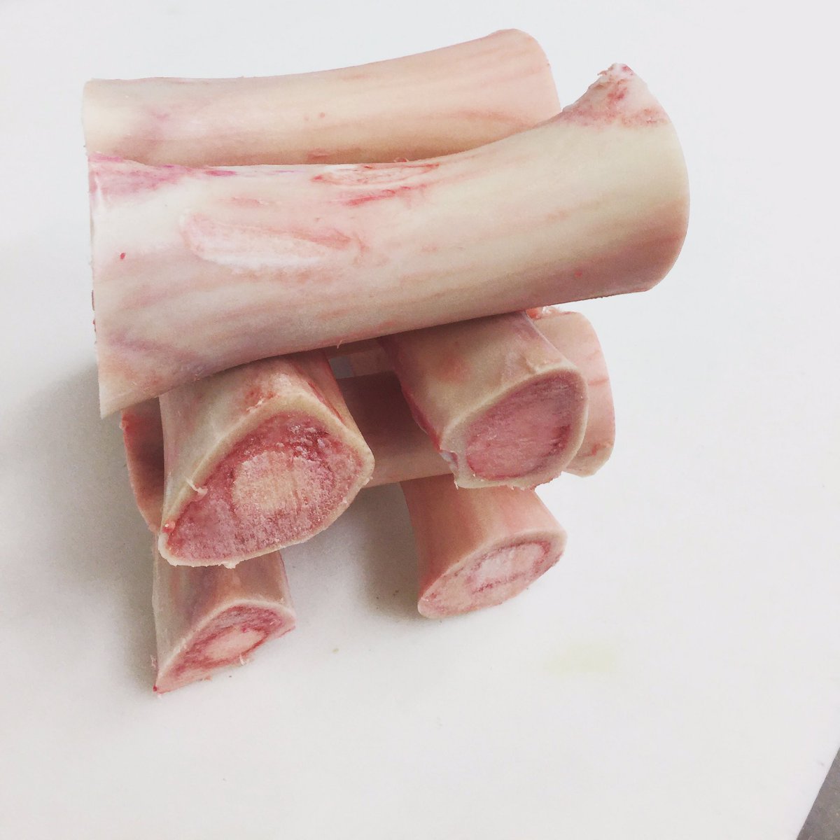 OlliffeButcher's tweet photo. It's nice to have nice things. Polished #marrowbone #properbutcher #butchersofinstagram #craftbutchery https://t.co/5Ret2mQLPK