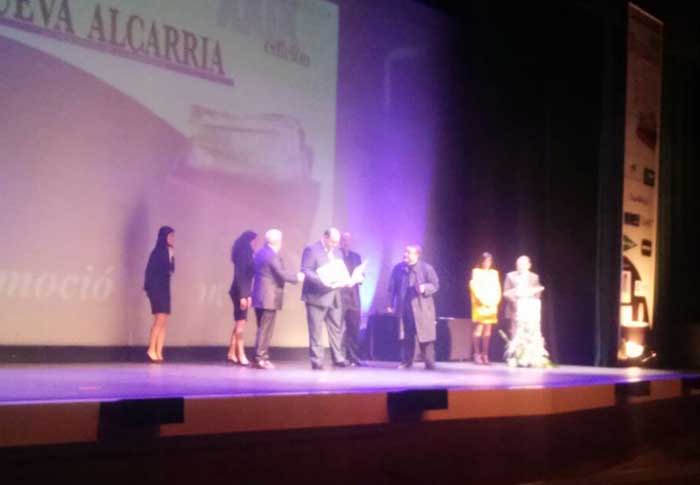 obsigu's tweet photo. #aTempora, Salesianos y el Colegio diocesano Cardenal Cisneros, galardonados por @NuevaAlcarria en sus #Populares 2017. https://t.co/lM0nA6WE94