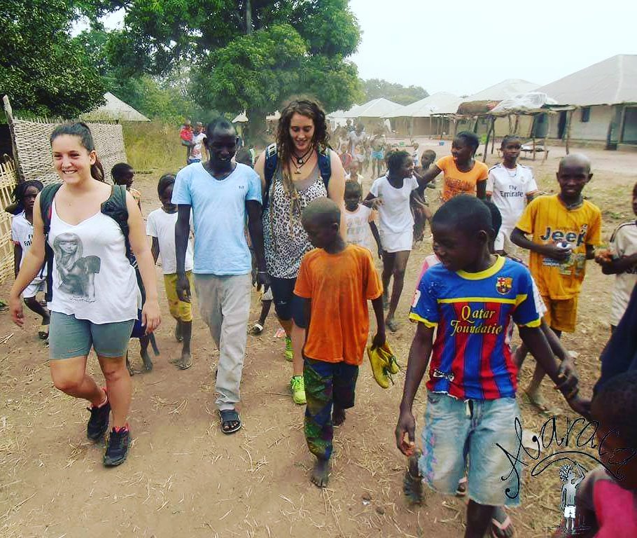 Abaraca_GBissau's tweet photo. Visita a Gada en la que observamos la necesidad del arreglo de la escuela #proyecto2017 https://t.co/thOftqgIoV