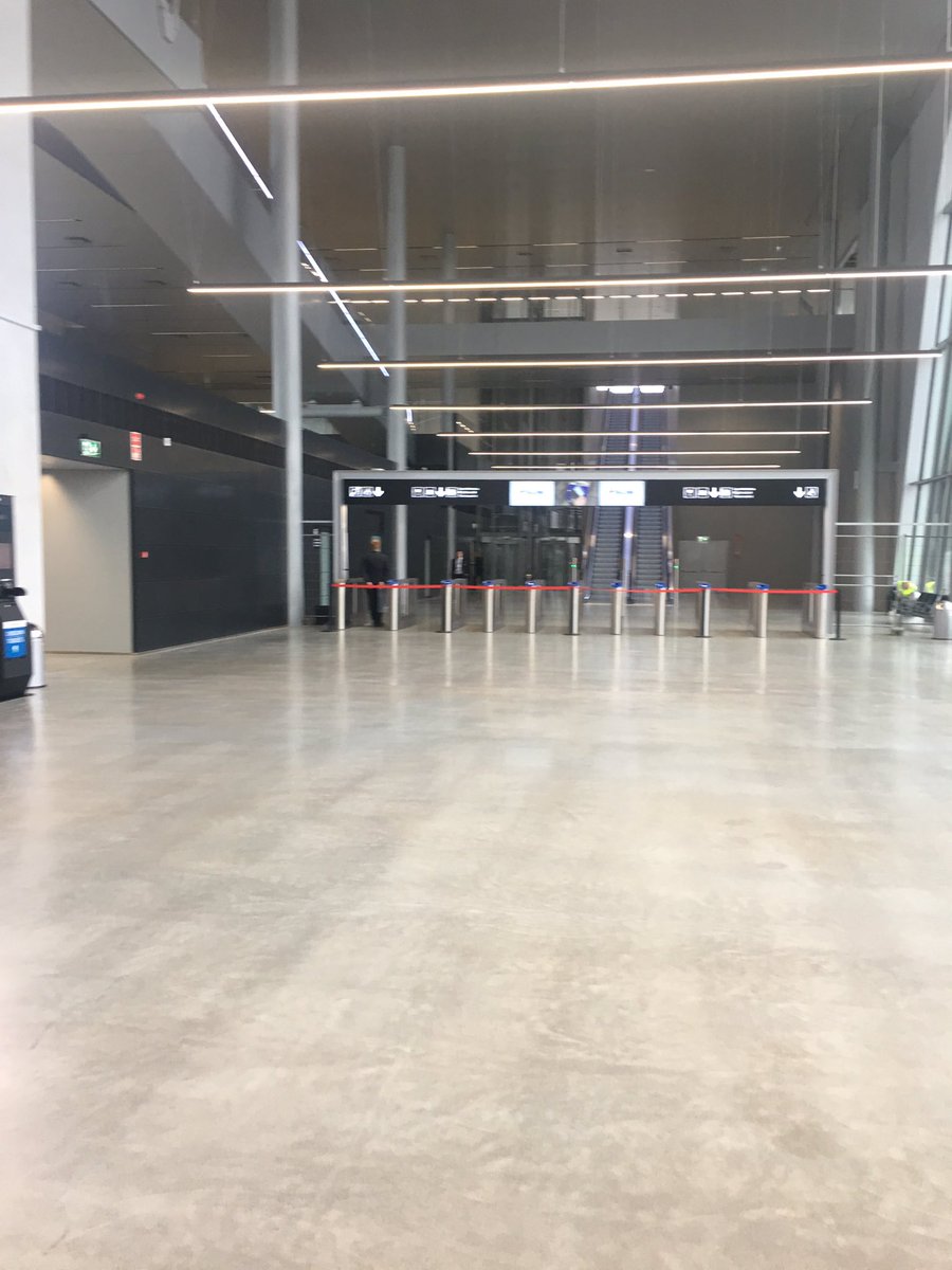 State-of-the-art havnepassagerterminal - som en moderne lufthavn. Bare hurtigere :) @danskehavne