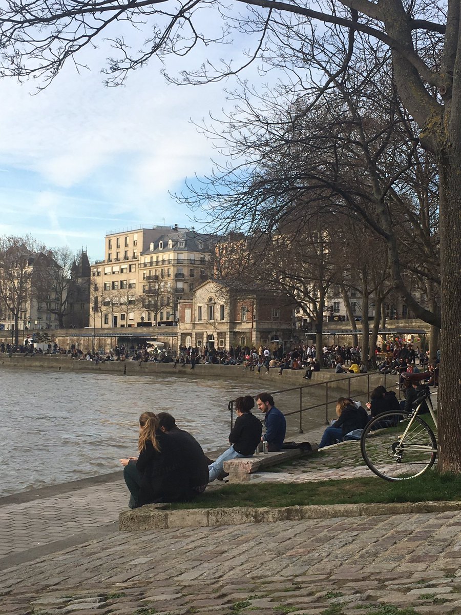 Romane_Gary tweet media