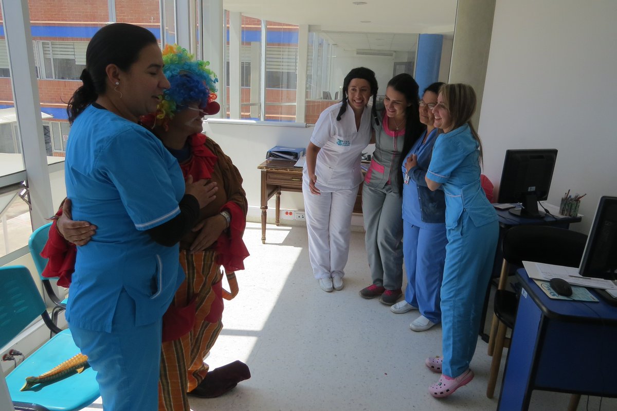 esesaludtundama's tweet photo. #TodosEnFamilia Procuramos garantizar contacto Madre-Recién Nacido, y acompañamiento familiar. #SomosIAMI (Inst Amiga Mujer Infancia) #Paso7 https://t.co/ir2N8JNW9p