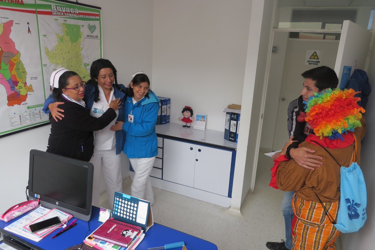 esesaludtundama's tweet photo. #TodosEnFamilia Procuramos garantizar contacto Madre-Recién Nacido, y acompañamiento familiar. #SomosIAMI (Inst Amiga Mujer Infancia) #Paso7 https://t.co/ir2N8JNW9p