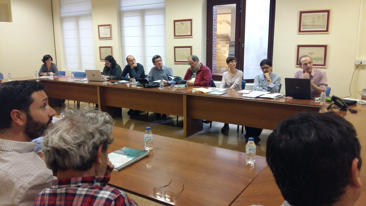 GobAragon's tweet photo. El Comité Social para la descontaminación de #lindano conoce en detalle los resultados del ensayo de la técnica #ISCO @Discovered_EU #HCH https://t.co/vgpINUR1v2