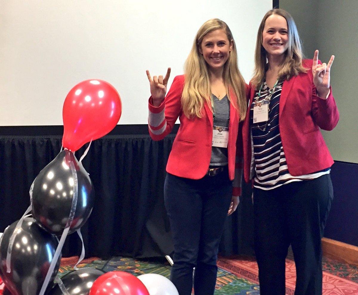 JessMitch_Ski's tweet image. Learning effective communication skills with @terylmac at #NASPA17! Great tips to take back to @utstudentaffair.