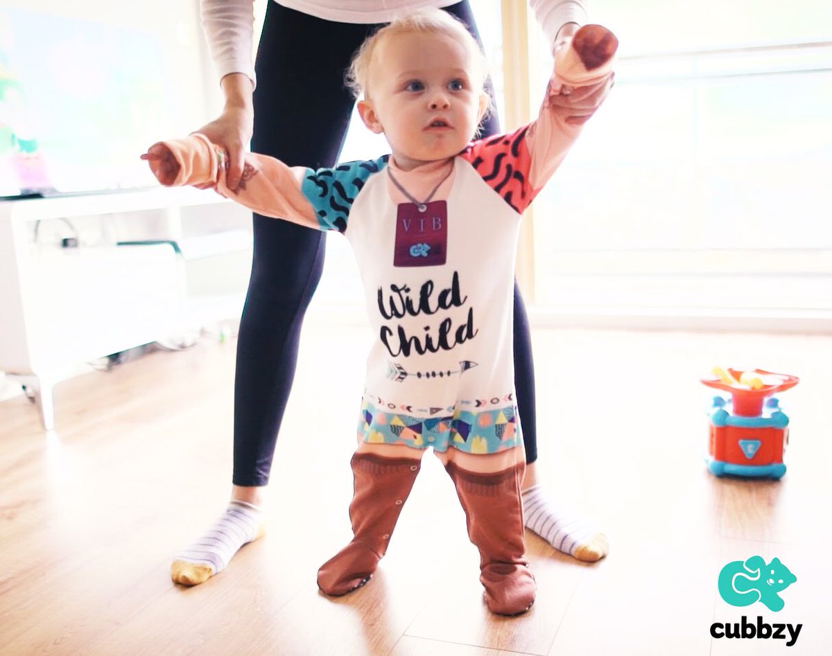 CubbzyOfficial's tweet photo. Festival cubbzy super comfy onesie! #coolkids #babyonsie #babyclothes #usa #usababy https://t.co/4E9SL2TC47