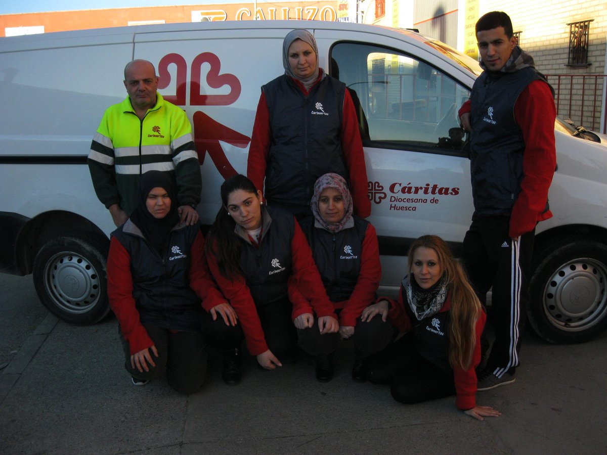 Carinsertas tweet media