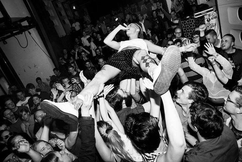 paard_denhaag's tweet image. Dit weekend staat De Likt in Theater de Veste, Delft! Tickets zijn nog beschikbaar via: paard.nl #delikt #datwordtvet