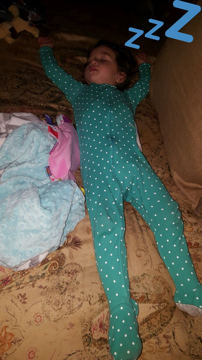 iBabyAJ's tweet photo. ......#nationalnapday #tuesday https://t.co/eSd9DdZlaw
