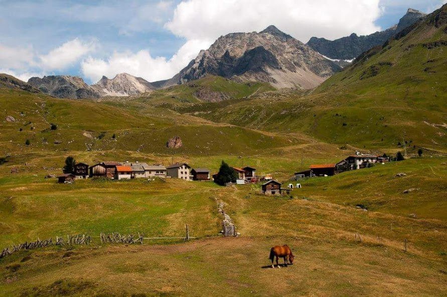 Planit_Podcast's tweet photo. May we suggest the #SwissAlps for your next #hiking trip?! #PlanitTip #Travel #ttot #photooftheday https://t.co/irNvBWcsfM