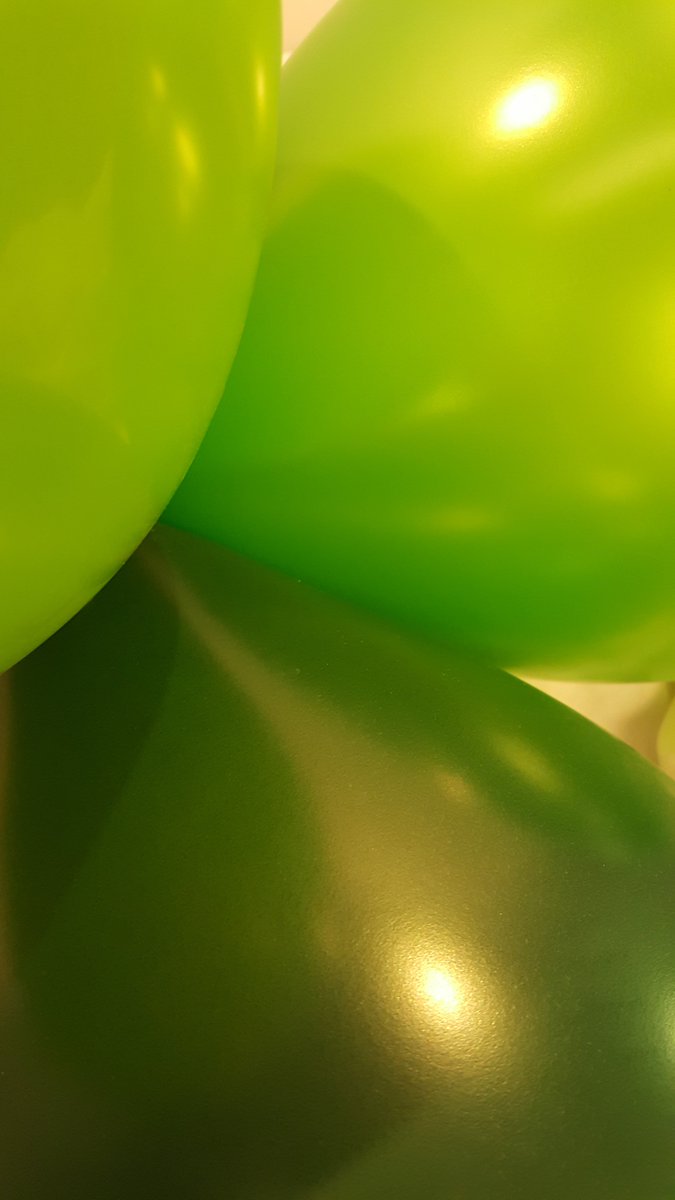 TufTexBalloons's tweet photo. #irish #green #StPatricksDay #tuftex #balloons https://t.co/kda0R6Yxzg