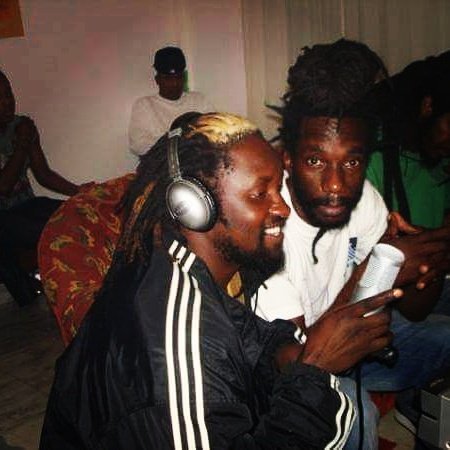 pgfootprints's tweet photo. #Olugander and #Sizzla recording song title " SUFFERING " https://t.co/P4NYqBK4TW