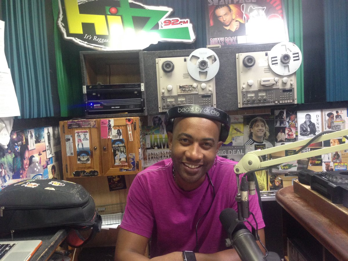Hitz92fm's tweet photo. #RoderickHowell (@DjRodRick) is now on your airwaves with the #MidMorningHitz! https://t.co/DzTaIFMZCq